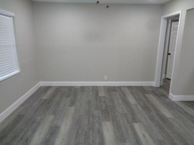 917 Temple Drive, Hitchcock, TX 77563