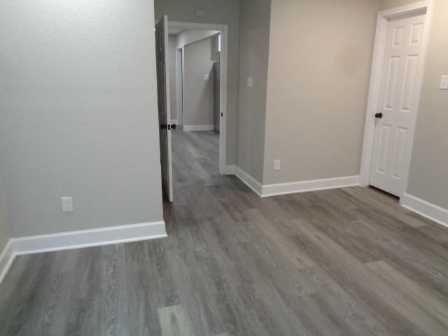 917 Temple Drive, Hitchcock, TX 77563