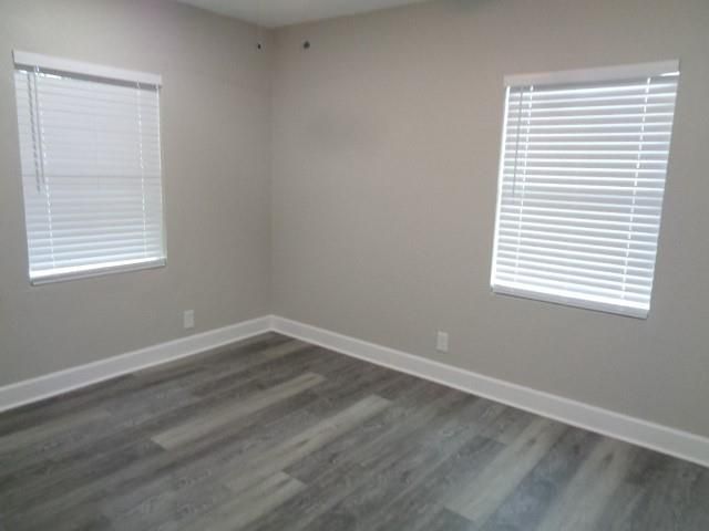 917 Temple Drive, Hitchcock, TX 77563