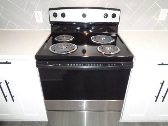 917 Temple Drive, Hitchcock, TX 77563