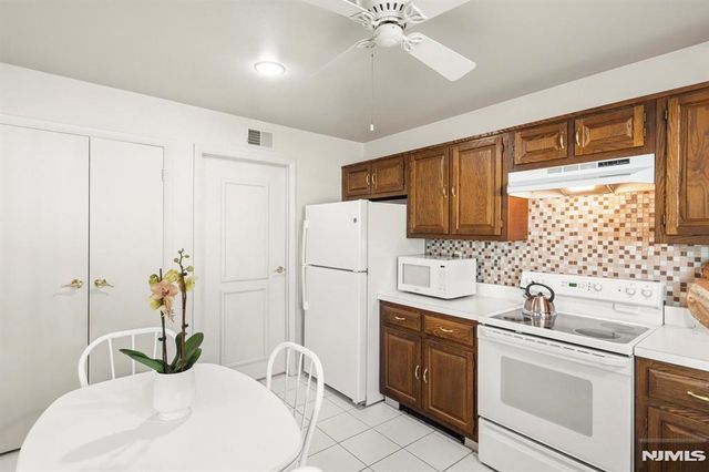 583B Kevin Court, Manchester, NJ 08759