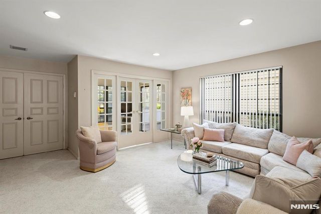 583B Kevin Court, Manchester, NJ 08759