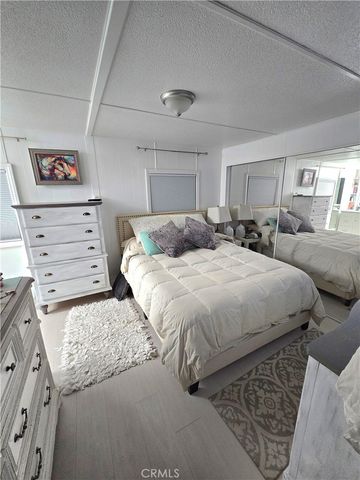 22725 Skylink Drive, Canyon Lake, CA 92587