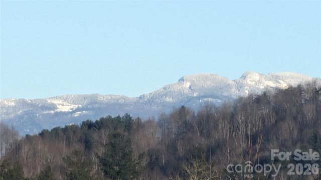 1510 High Valley Way, Lenoir, NC 28645