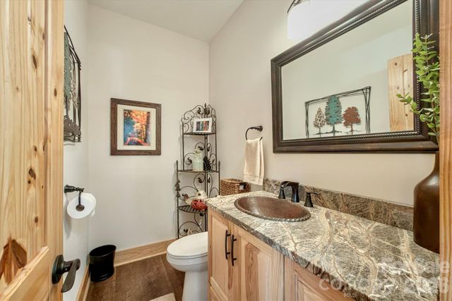 1510 High Valley Way, Lenoir, NC 28645