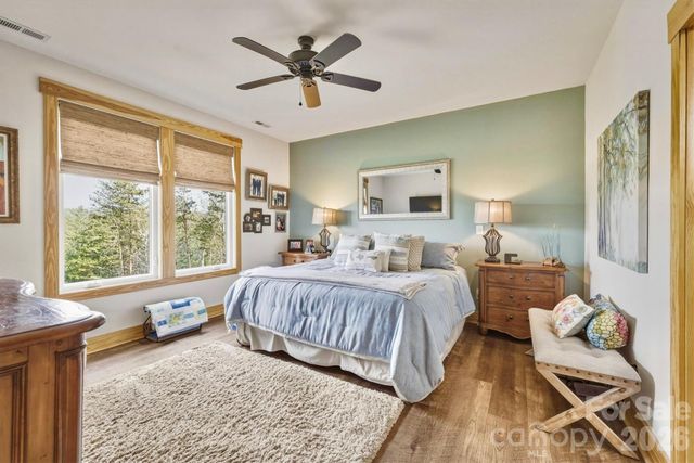 1510 High Valley Way, Lenoir, NC 28645