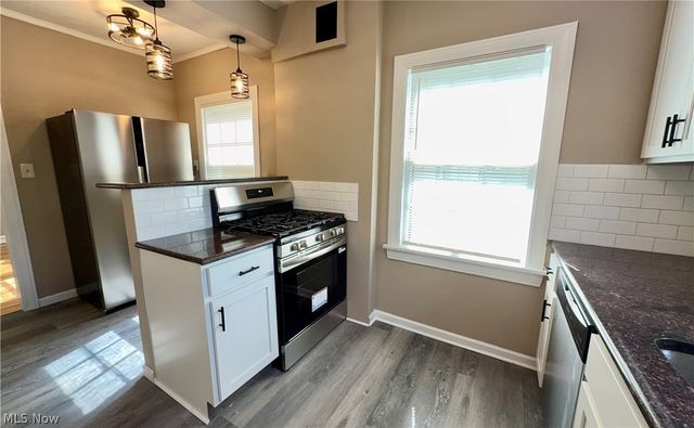 19627 Winslow Road, Shaker Heights, OH 44122