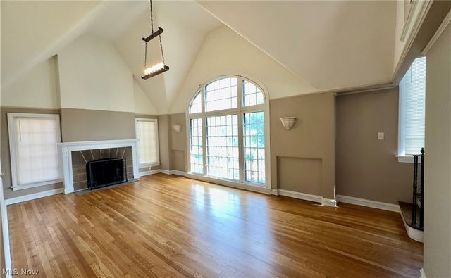 19627 Winslow Road, Shaker Heights, OH 44122