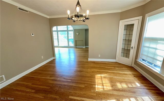 19627 Winslow Road, Shaker Heights, OH 44122