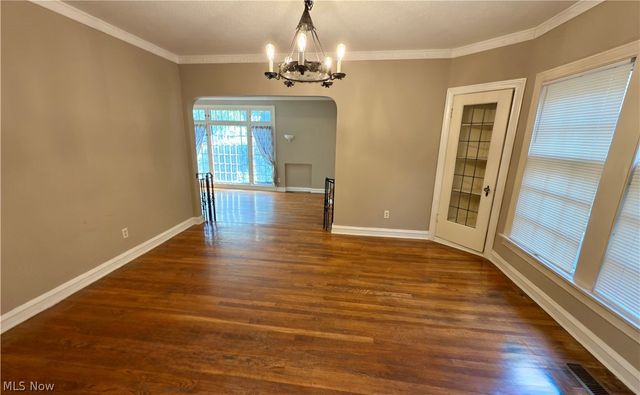 19627 Winslow Road, Shaker Heights, OH 44122