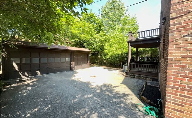 19627 Winslow Road, Shaker Heights, OH 44122
