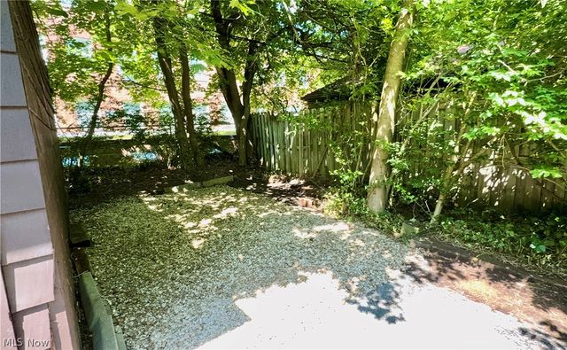 19627 Winslow Road, Shaker Heights, OH 44122