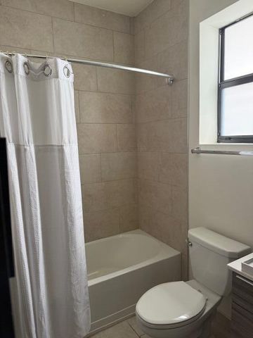 8810 NW 155th Terrace, Miami Lakes, FL 33018