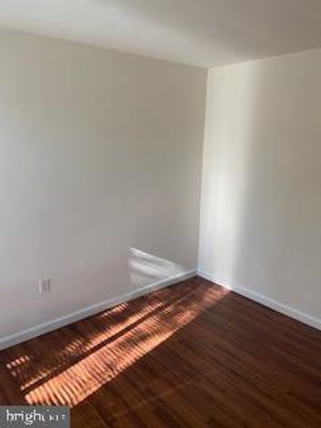 1823 N SHORE CT, Reston, VA 20190