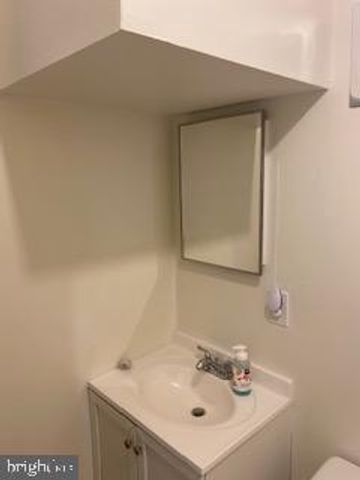 1823 N SHORE CT, Reston, VA 20190