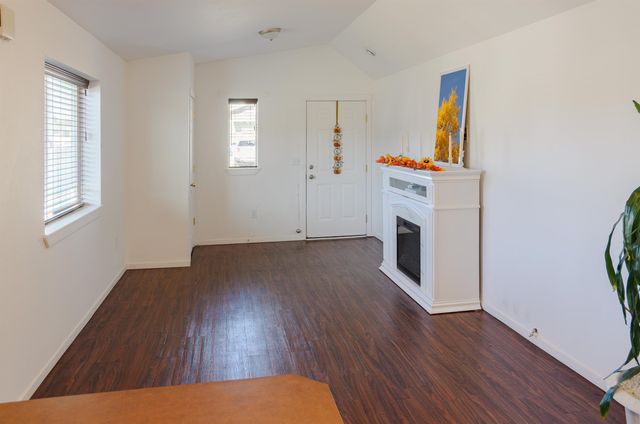 400 E E J St, Deer Park, WA 99006