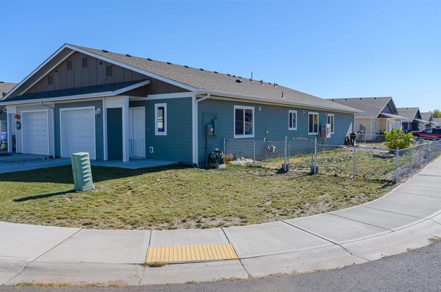 400 E E J St, Deer Park, WA 99006