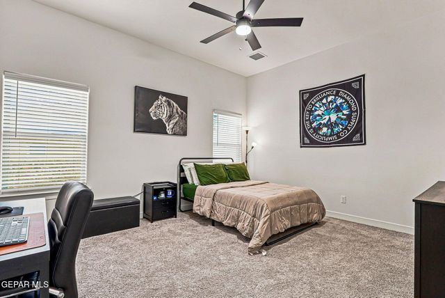 7420 Norte Valley Lane, El Paso, TX 79934