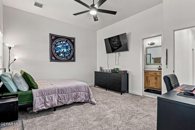 7420 Norte Valley Lane, El Paso, TX 79934