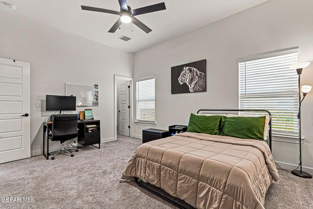 7420 Norte Valley Lane, El Paso, TX 79934