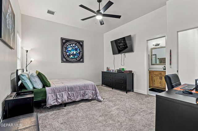 7420 Norte Valley Lane, El Paso, TX 79934