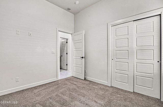 7420 Norte Valley Lane, El Paso, TX 79934