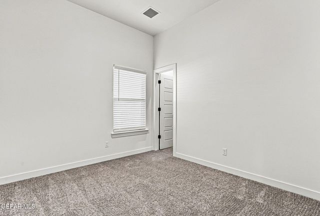 7420 Norte Valley Lane, El Paso, TX 79934