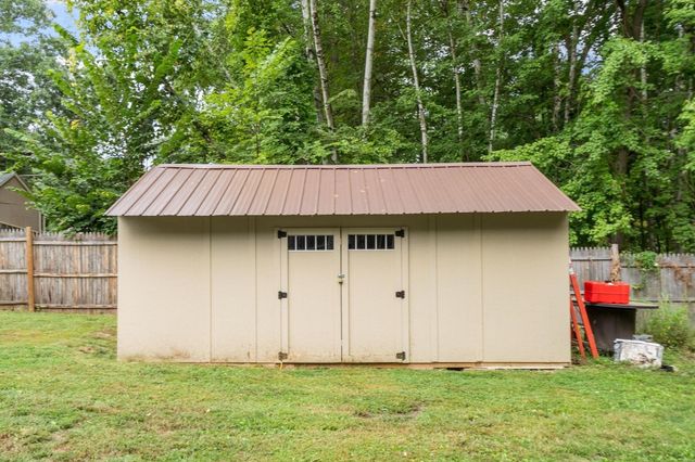 51 Richardson Avenue, Dracut, MA 01826
