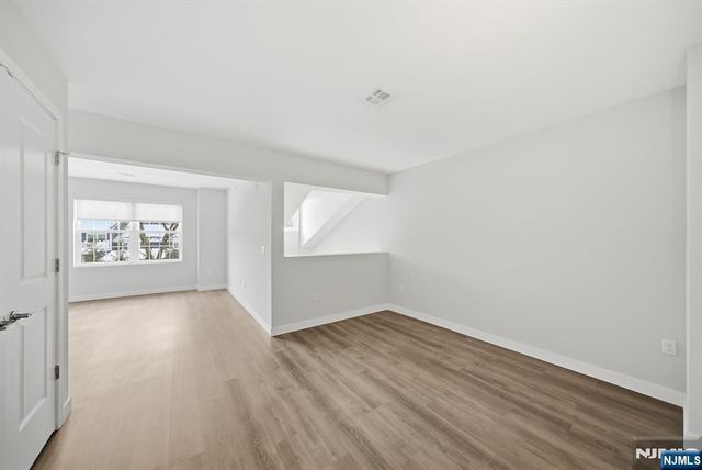 764 New Bridge Road 2H, Teaneck, NJ 07666