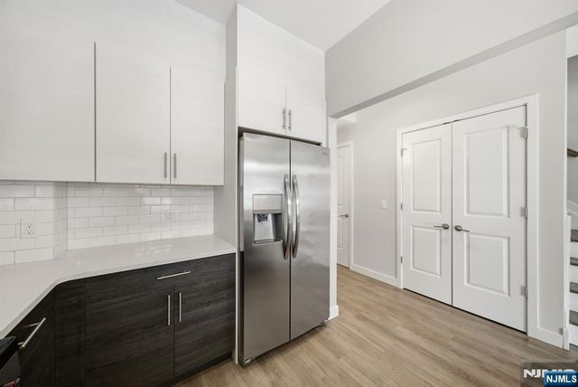 764 New Bridge Road 2H, Teaneck, NJ 07666