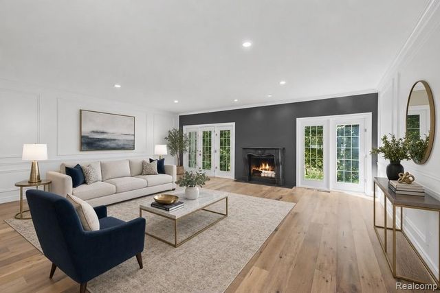 5409 Bristol Parke Drive, Clarkston, MI 48348