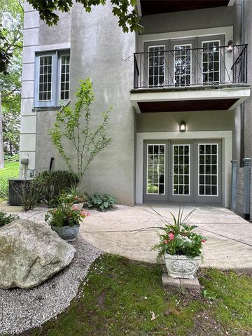 5409 Bristol Parke Drive, Clarkston, MI 48348