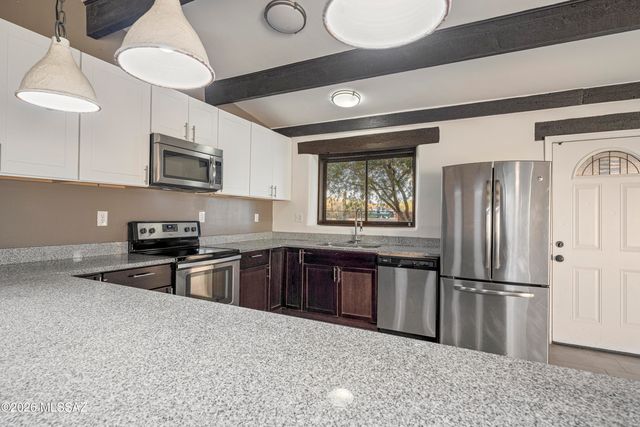 9620 N Quail Lane, Tucson, AZ 85742