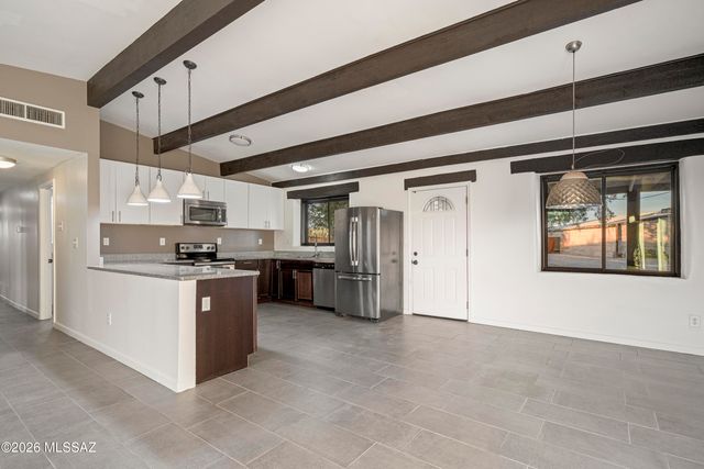 9620 N Quail Lane, Tucson, AZ 85742