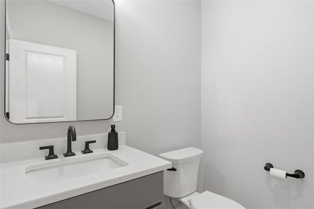 146 Enclave Dr, Seven Fields Boro, PA 16046