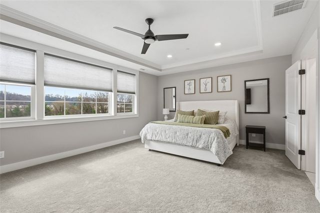 146 Enclave Dr, Seven Fields Boro, PA 16046