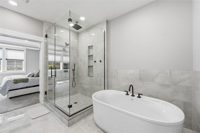 146 Enclave Dr, Seven Fields Boro, PA 16046