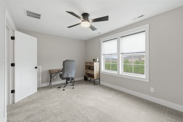 146 Enclave Dr, Seven Fields Boro, PA 16046