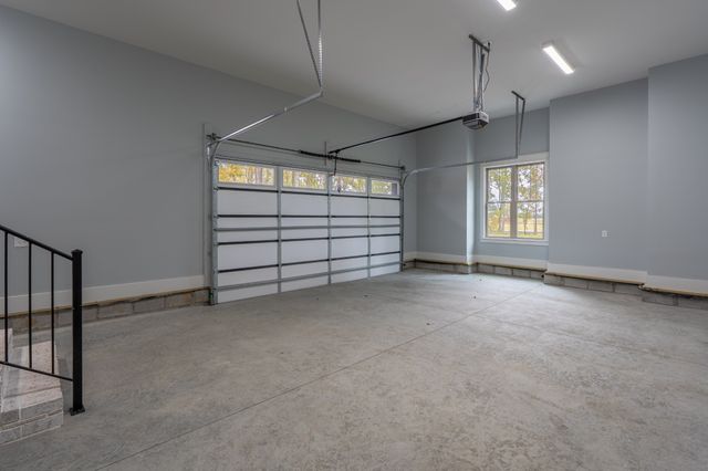 1796 Whitus Rd, Murfreesboro, TN 37128