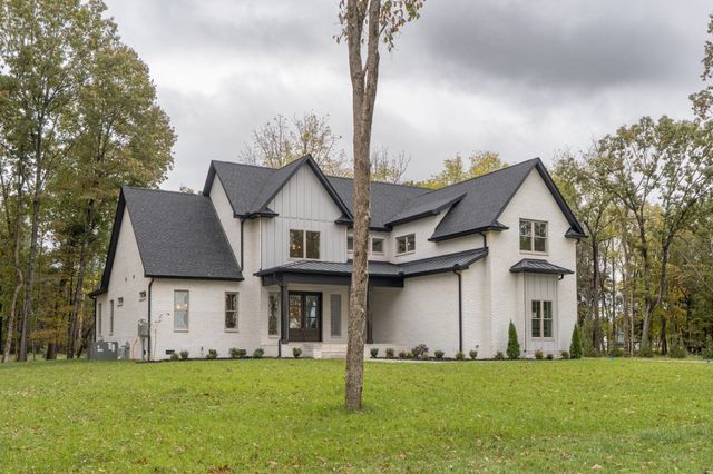 1796 Whitus Rd, Murfreesboro, TN 37128