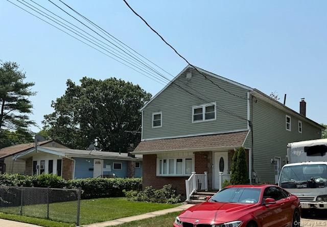 195 Garden Street, Westbury, NY 11590