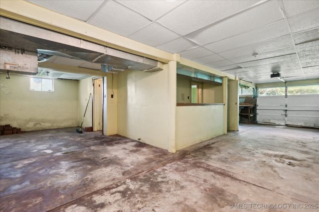 785 US Highway 60 Highway, Bartlesville, OK 74003