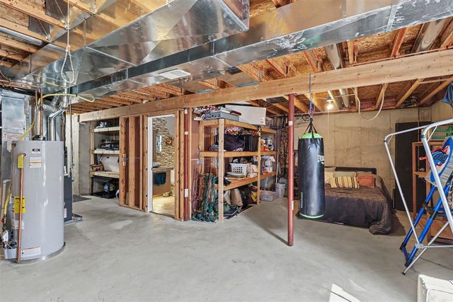 3006 Arctic Avenue, Kalamazoo, MI 49004