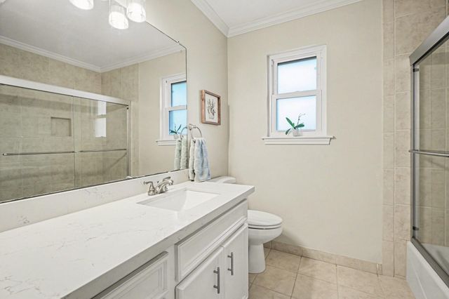 4119 Long Grove Drive, Seabrook, TX 77586