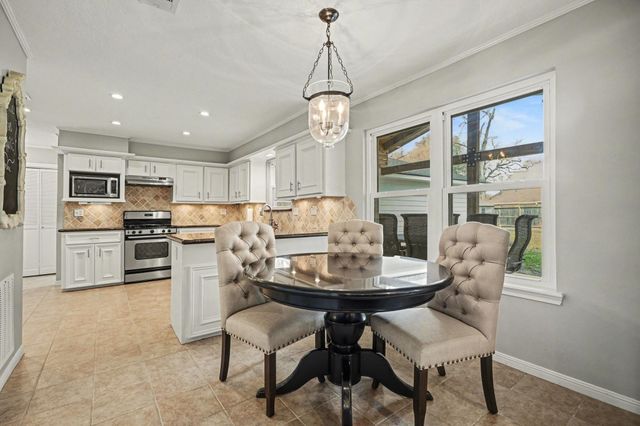 4119 Long Grove Drive, Seabrook, TX 77586