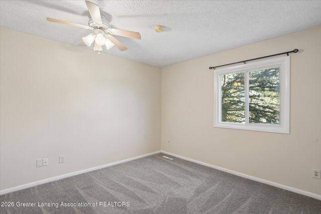 2413 Beacon Hill Drive, Lansing, MI 48906