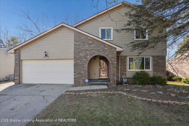 2413 Beacon Hill Drive, Lansing, MI 48906