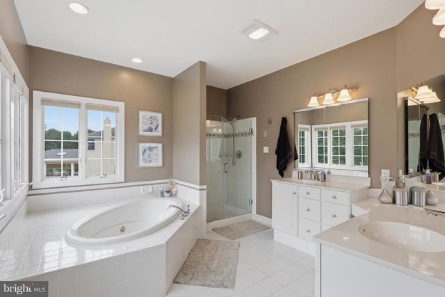 42 BRYAN DR, Richboro, PA 18954