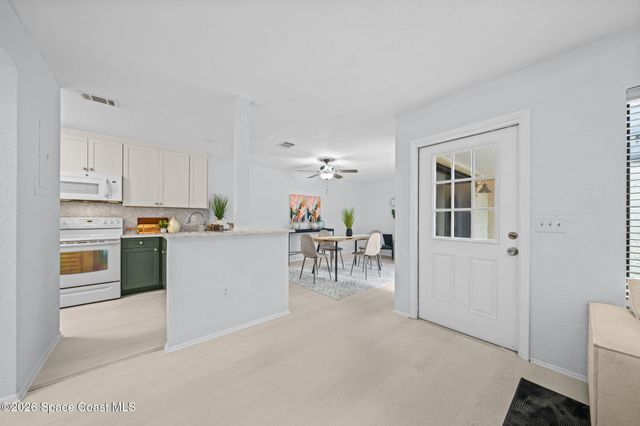 1011 Abada Court NE 104, Palm Bay, FL 32905