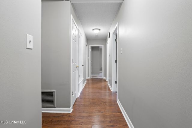 831 Graveline Road, Gautier, MS 39553